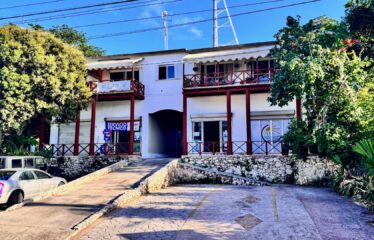 🏢 Strategic Commercial Property with Mixed-Use Potential
