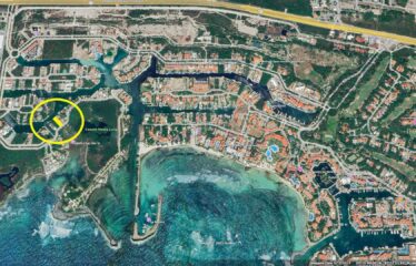 Puerto Aventuras Marina Lot for Sale – 15m or 49′ Dock Space! Canal-Front Property
