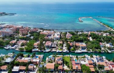 🌅 Marina Mia Penthouse with Rooftop Sea Views – End Unit, Golf Cart Ready!