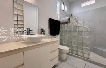 Price Reduced to $575K: Golf Course Home with 3 Rental Units in Puerto Aventuras