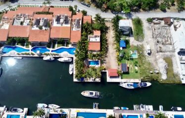 Puerto Aventuras Marina Lot for Sale – 15m or 49′ Dock Space! Canal-Front Property