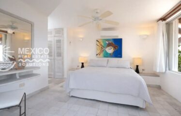 🌊 Oceanfront Opportunity in Puerto Aventuras