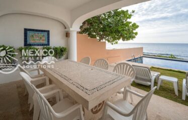 🌊 Oceanfront Opportunity in Puerto Aventuras