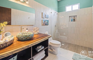 La Iguana #12: Akumal Condo for Sale on Half Moon Bay