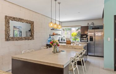 🐢 Remodeled 2BR Condo in La Iguana, Akumal – Steps from the Beach