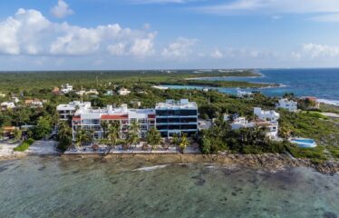 🐢 Remodeled 2BR Condo in La Iguana, Akumal – Steps from the Beach