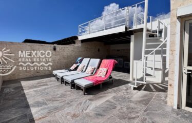 🌅 Marina Mia Penthouse with Rooftop Sea Views – End Unit, Golf Cart Ready!