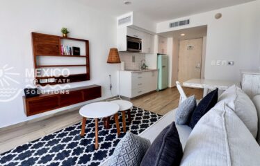 Stylish Newport House Condo in Playa del Carmen with Rooftop Pool
