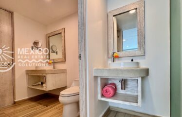 Stylish Newport House Condo in Playa del Carmen with Rooftop Pool