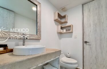 Stylish Newport House Condo in Playa del Carmen with Rooftop Pool