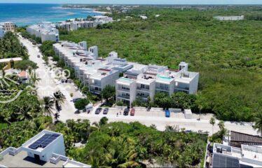 Santamar Akumal Penthouse with Sea Views and Private Rooftop Terrace