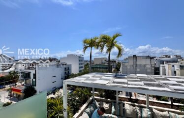 Stylish Newport House Condo in Playa del Carmen with Rooftop Pool