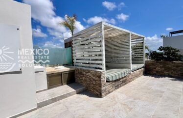 Stylish Newport House Condo in Playa del Carmen with Rooftop Pool