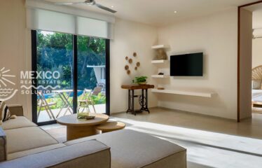Multi-Unit Investment Building on the Golf Course in Puerto Aventuras