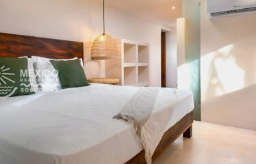 Multi-Unit Investment Building on the Golf Course in Puerto Aventuras