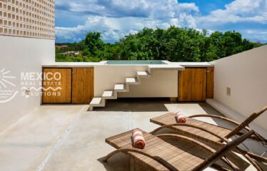 Multi-Unit Investment Building on the Golf Course in Puerto Aventuras