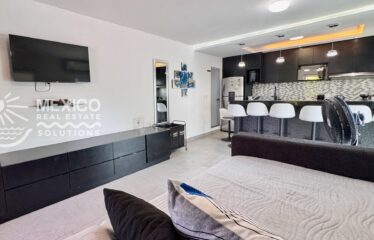 Dolphin View Studios in Puerto Aventuras, 2 Turnkey Airbnb Studios