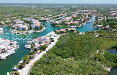 Puerto Aventuras Marina-Front Casita with 49 Ft Dock in Phase 4