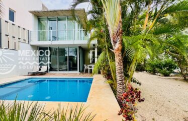 Puerto Aventuras Marina-Front Casita with 49 Ft Dock in Phase 4