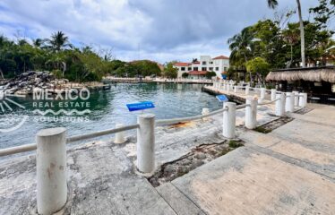 Dolphin View Studios in Puerto Aventuras, 2 Turnkey Airbnb Studios