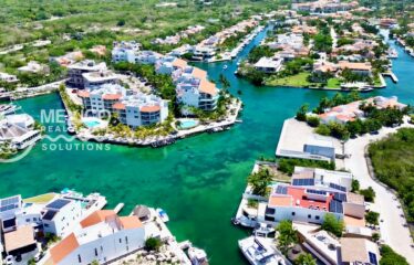 Puerto Aventuras Marina-Front Casita with 49 Ft Dock in Phase 4