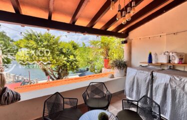 Dolphin View Studios in Puerto Aventuras, 2 Turnkey Airbnb Studios
