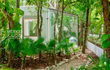 Architect-Designed Villa Near Yalku Lagoon in Akumal