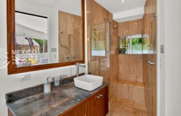 Architect-Designed Villa Near Yalku Lagoon in Akumal