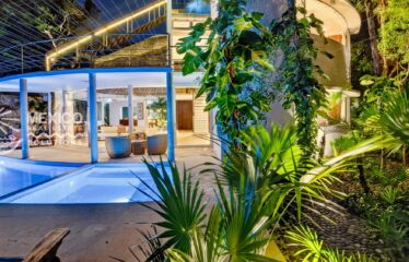 Architect-Designed Villa Near Yalku Lagoon in Akumal