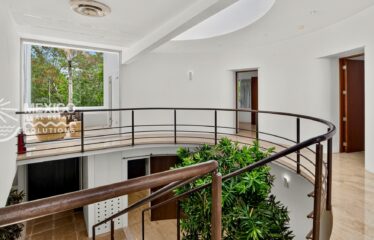 Architect-Designed Villa Near Yalku Lagoon in Akumal