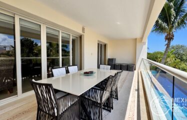 Turnkey 2-Bedroom Condo with Huge Terrace in Puerto Aventuras