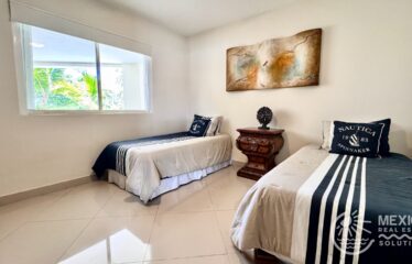 Turnkey 2-Bedroom Condo with Huge Terrace in Puerto Aventuras