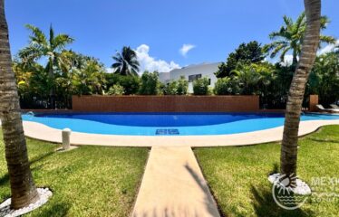 Turnkey 2-Bedroom Condo with Huge Terrace in Puerto Aventuras