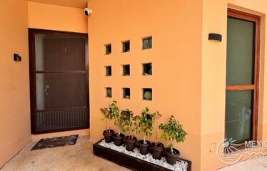 Villa Pelicanos Puerto Aventuras – 3 Bedroom Townhome w/ Solar Panels