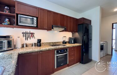 Villa Pelicanos Puerto Aventuras – 3 Bedroom Townhome w/ Solar Panels